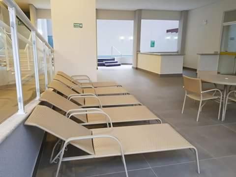 קאלדס נובאס Everest Flat Service מראה חיצוני תמונה
